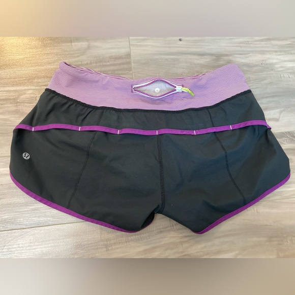 EUC Lululemon Speed Up Short, Size 6 - Picture 3 of 4